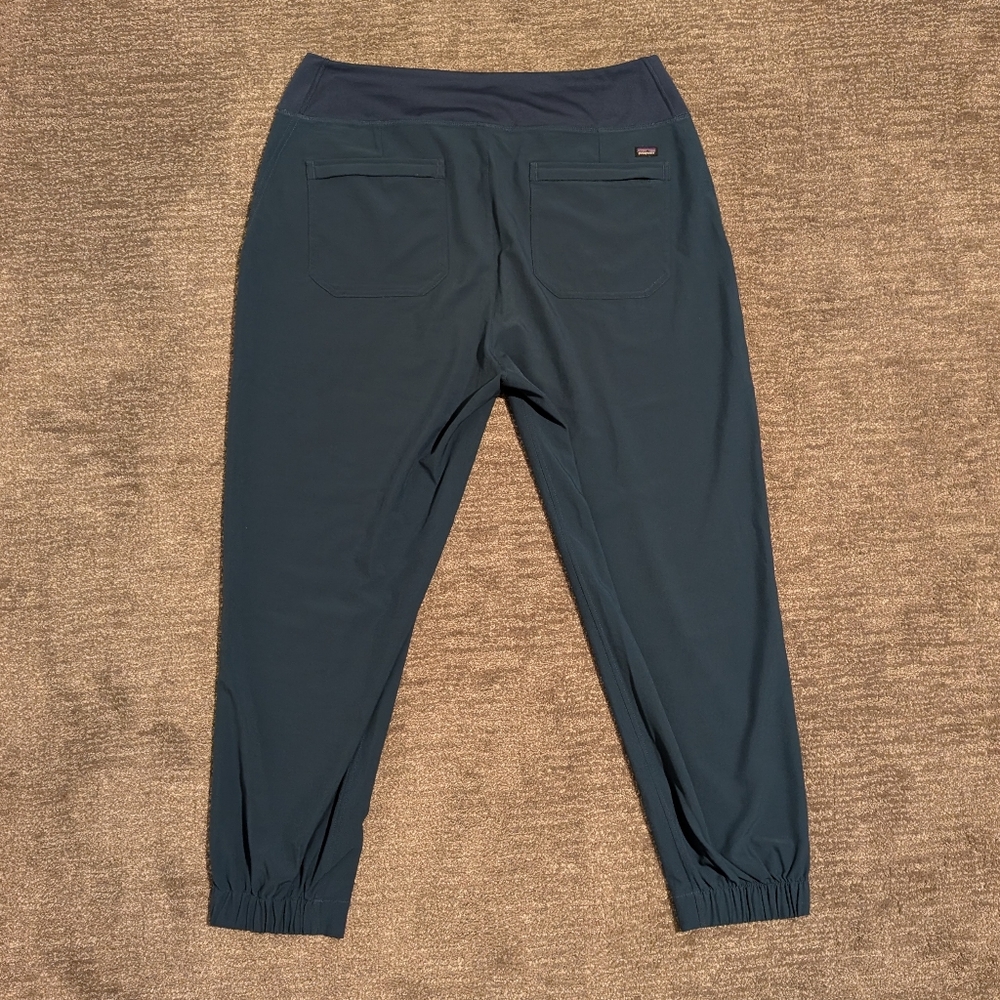 Patagonia Navy Blue Cropped Happy Hike Joggers - Large - Picture 3 of 14